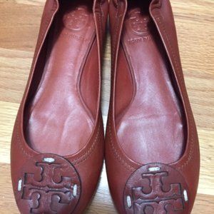 Tory Burch Womens size 6 Flats